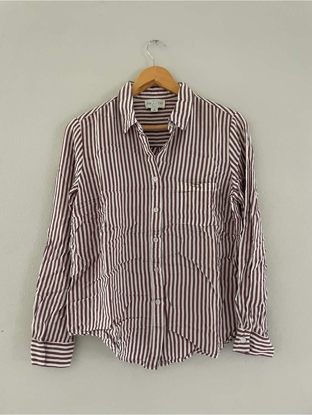 Jun & Ivy Maroon & White Striped Button-Down Shirt